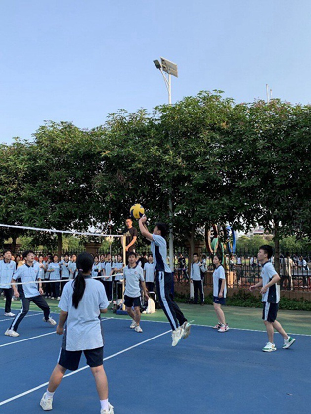 1713171674801684.jpg 205.jpg