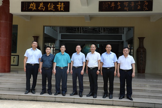 1716883619882506.jpg 130.jpg