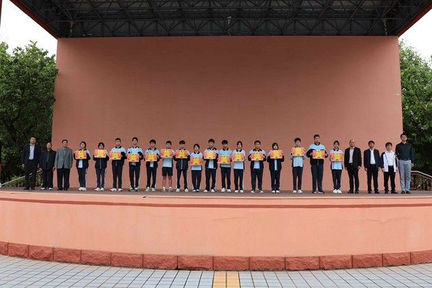 1730186538371318.jpg 18.jpg