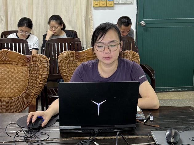 1761898880207816.jpg 黄艳娥副组长发言.jpg