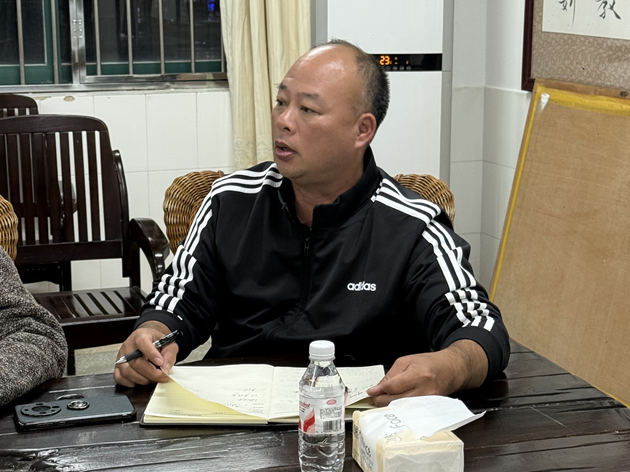 1761898935168484.jpg 宿管办主任李华强老师主持发言.jpg